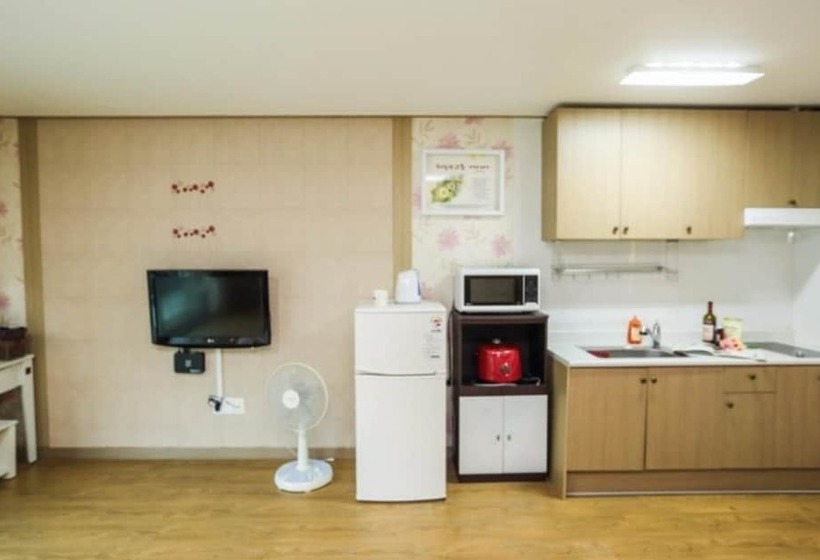 Pyeongchang Heungjeong Sketch Pension