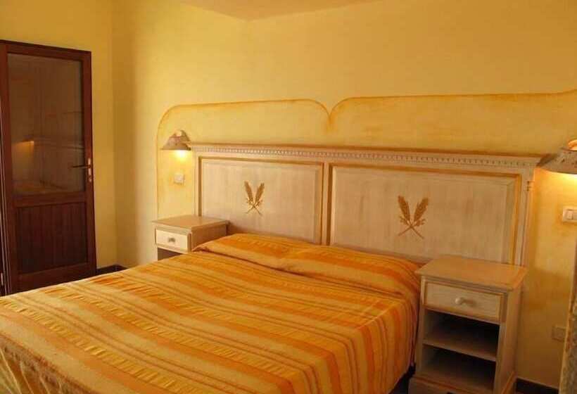 Курорт Family Rooms Budoni