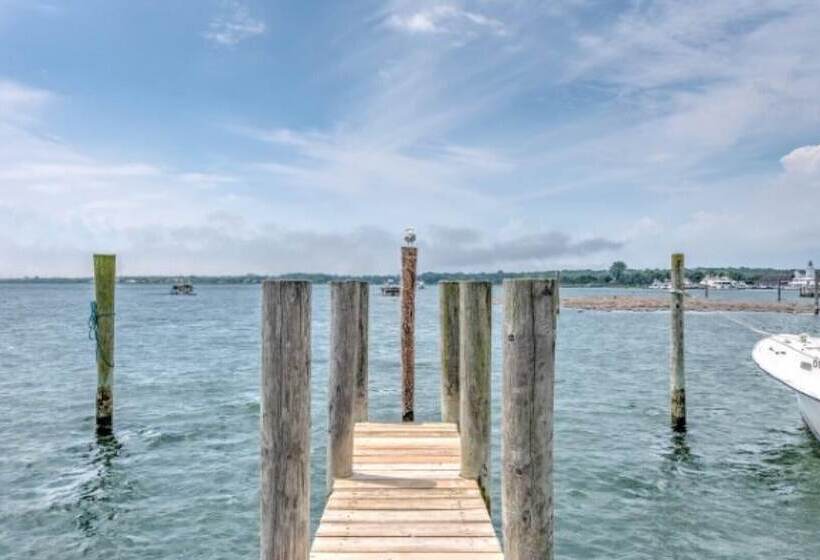 Unit 9 King   Bungalows At Common Ground