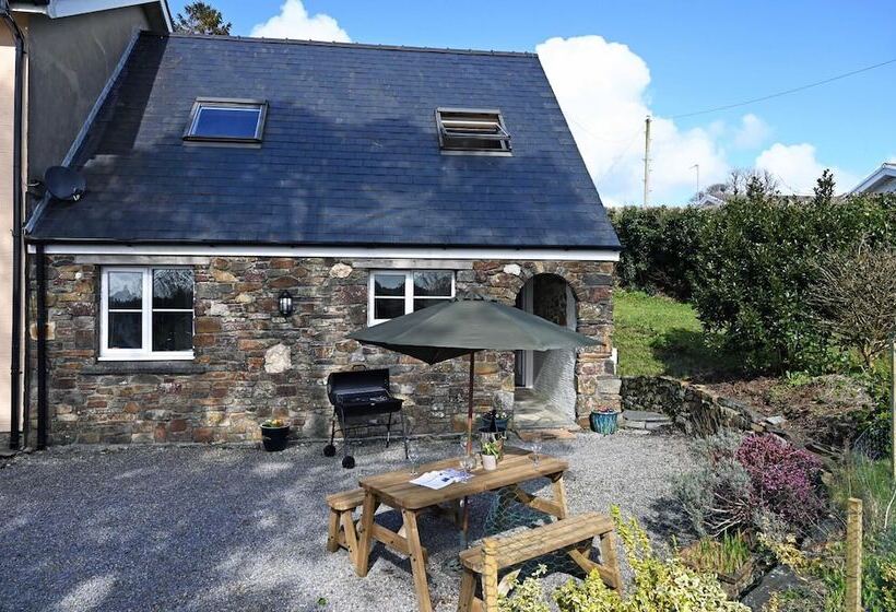 Y Bwthyn   Cosy Cottage With Parking