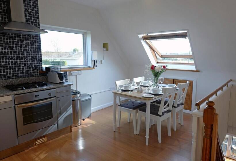 Y Bwthyn   Cosy Cottage With Parking