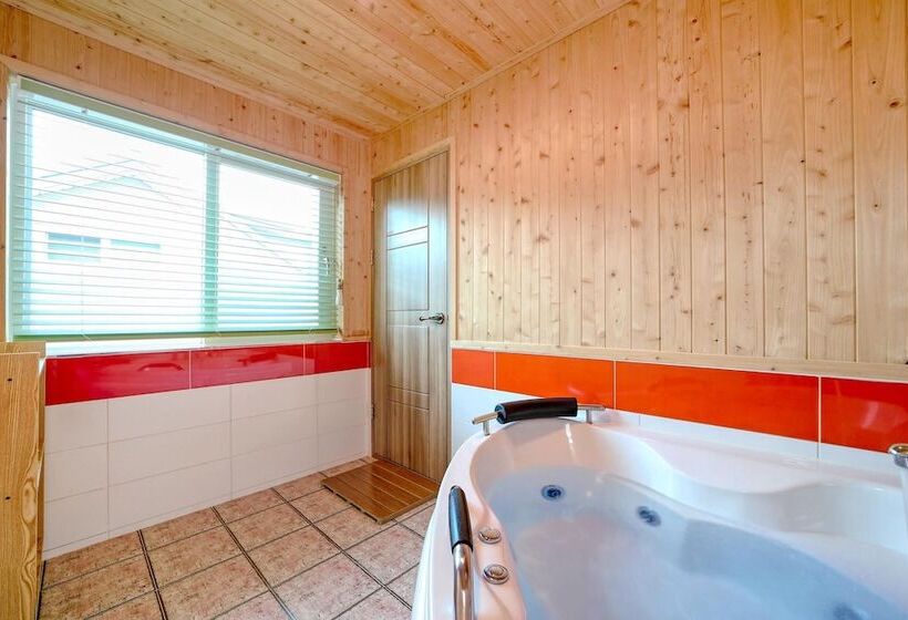 Yeosu Healling Spa Pension