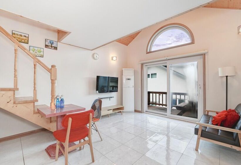 Yeosu Healling Spa Pension