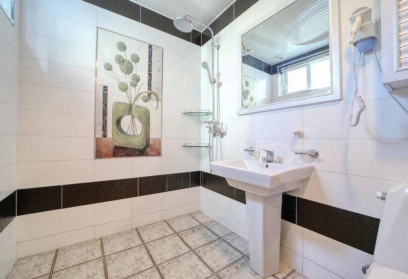 Yeosu Healling Spa Pension