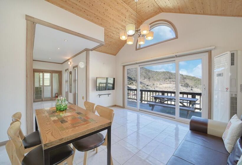 Yeosu Healling Spa Pension