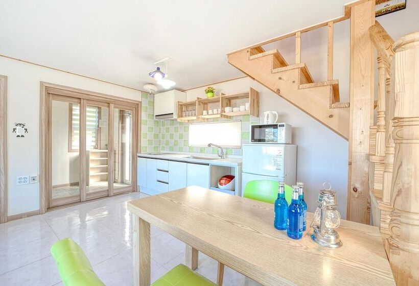 Yeosu Healling Spa Pension