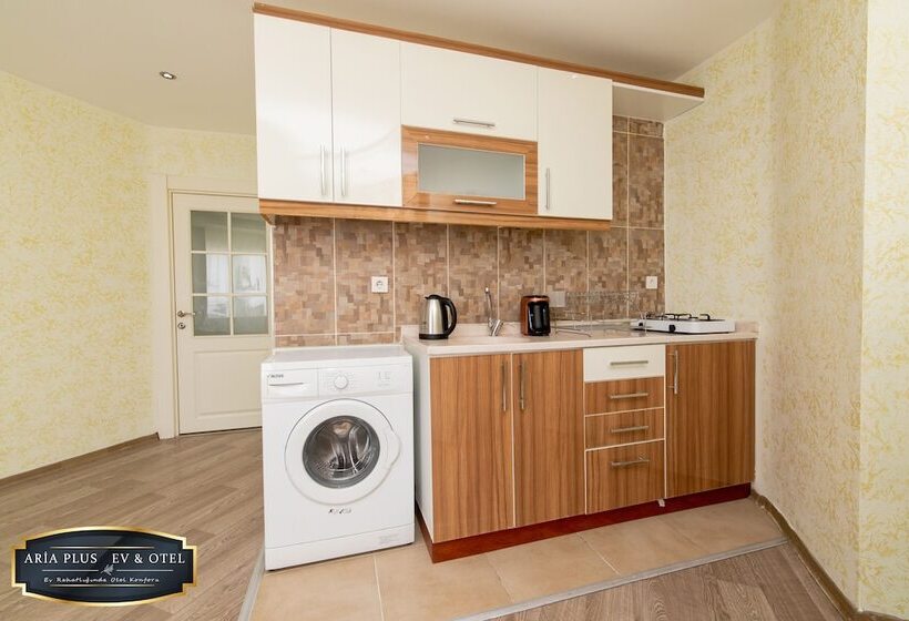Aria Plus Ev Otel