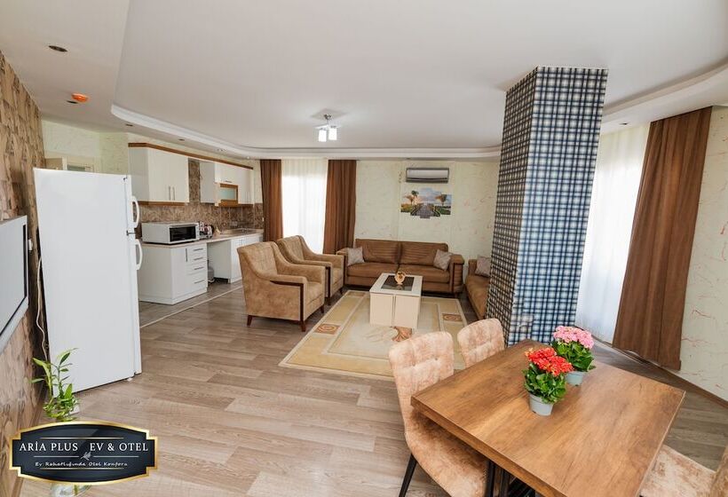 Aria Plus Ev Otel