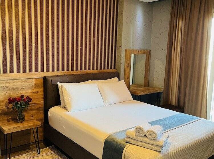 Aria Plus Ev Otel