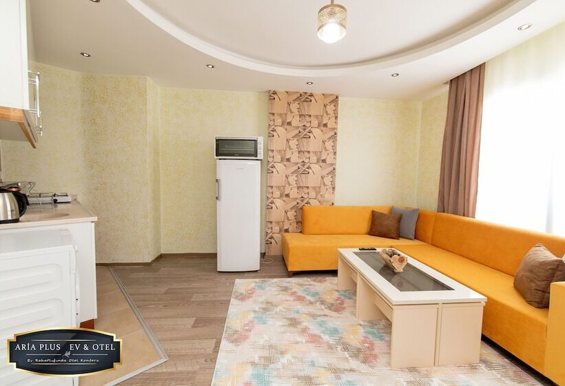 Aria Plus Ev Otel