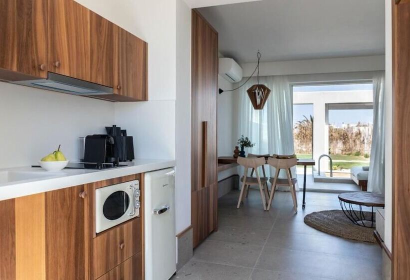 Отель Alero Seaside Skyros Resort