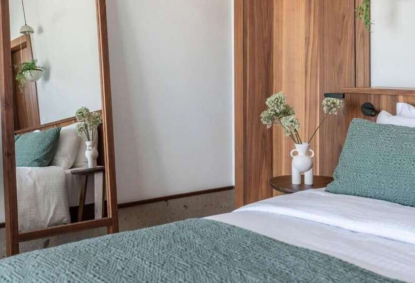 Отель Alero Seaside Skyros Resort