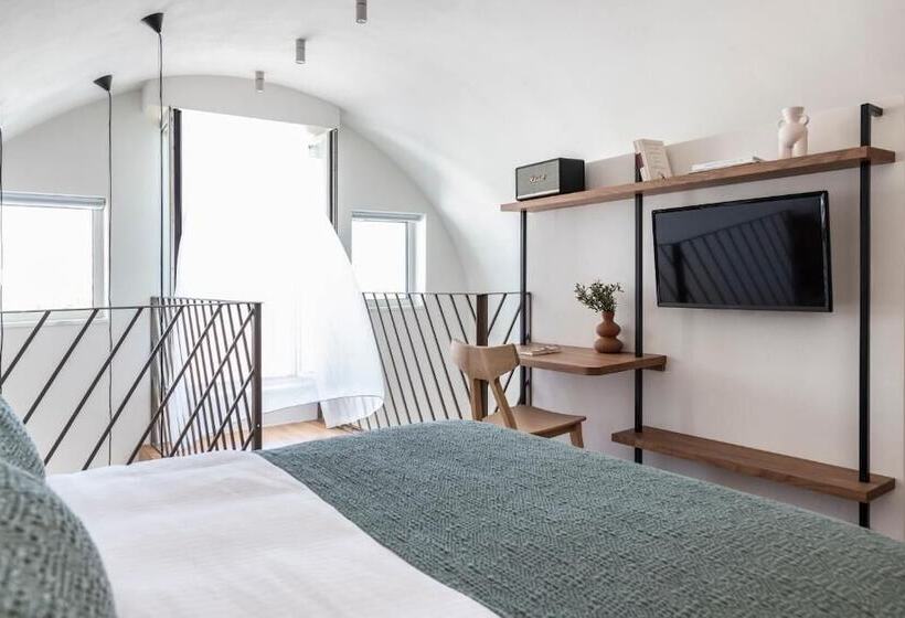 Отель Alero Seaside Skyros Resort