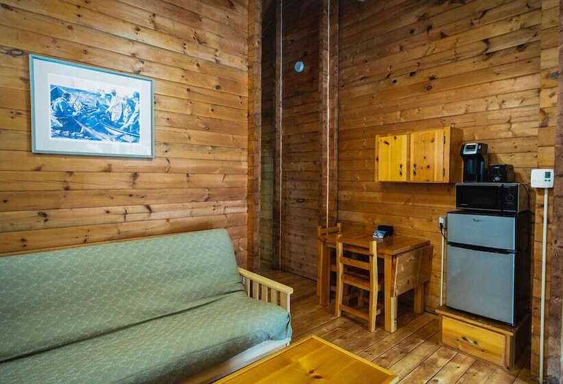 فندق Ingonish Chalets