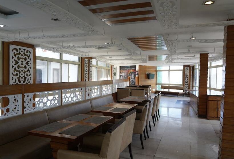 בית מלון כפרי Value And Spa By Decentstayz