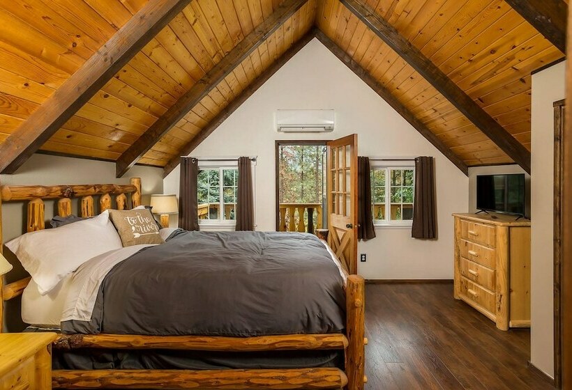 Icicle Ridge Retreat