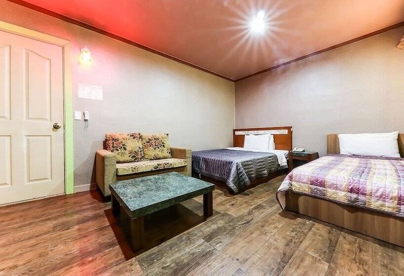Motel Dangjin Kkumui Gungjeon