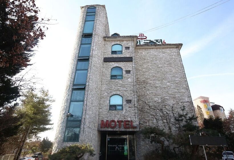 Motel Dangjin Kkumui Gungjeon