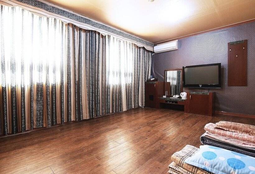 Motel Dangjin Kkumui Gungjeon