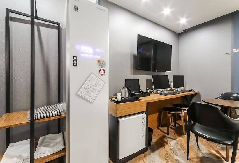 فندق على الطريق Gimhae Samgye Martin