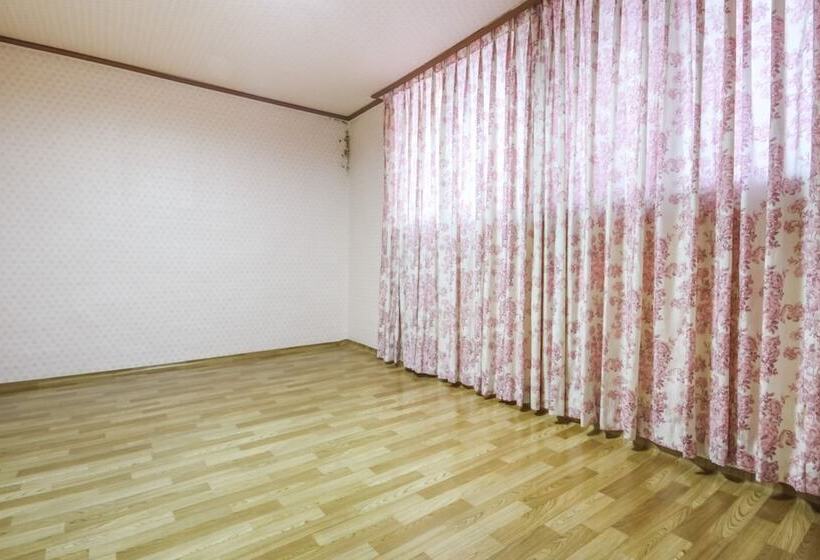 汽车旅馆  Muju Vip Pension