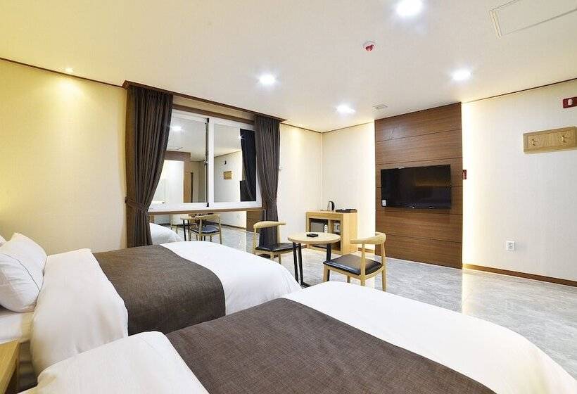 汽车旅馆  Yeosu Zava