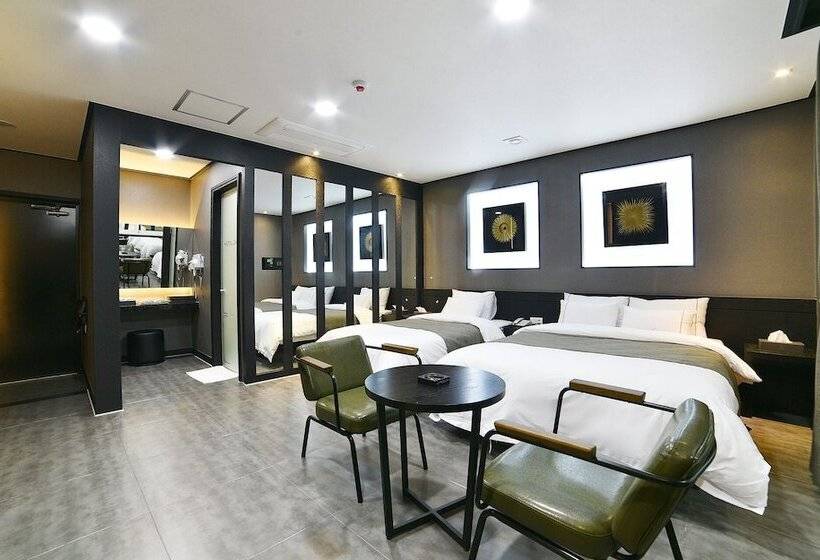 汽车旅馆  Yeosu Zava