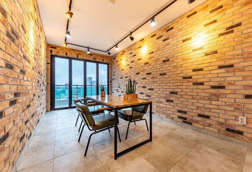 汽车旅馆  Yeosu Zava