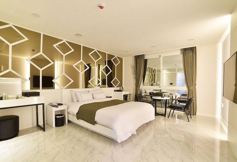 汽车旅馆  Yeosu Zava