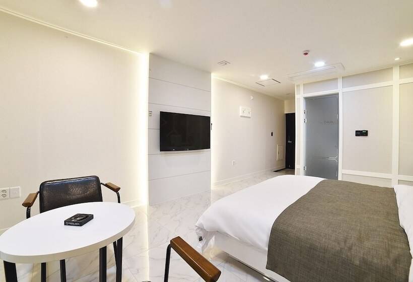 汽车旅馆  Yeosu Zava