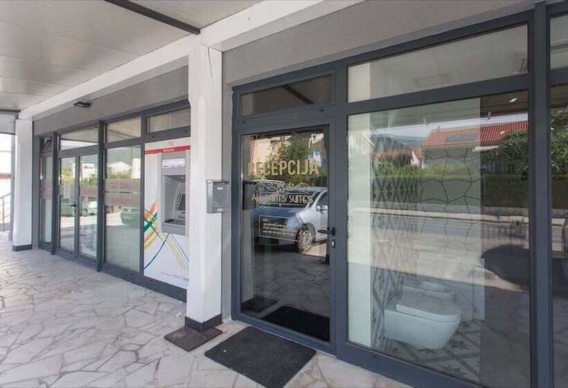 ペンション Room In Guest Room   All Saints Suites B&b Kastela   Double Room