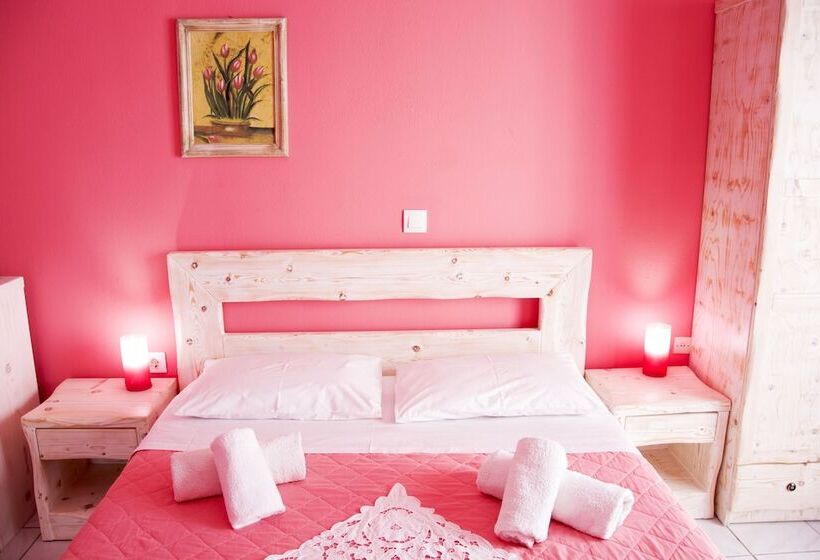 Pensión Stellas Guest House