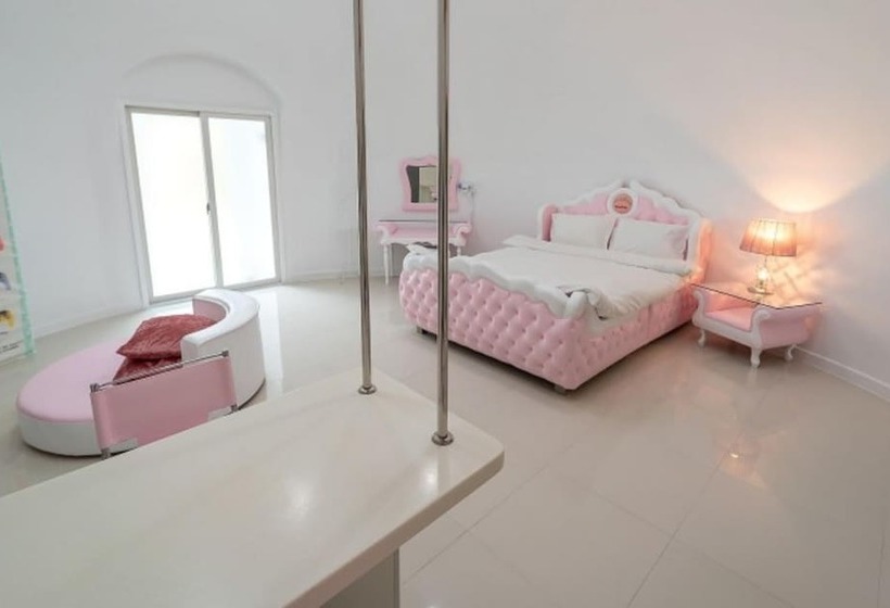 Gapyeong Rich House Pension