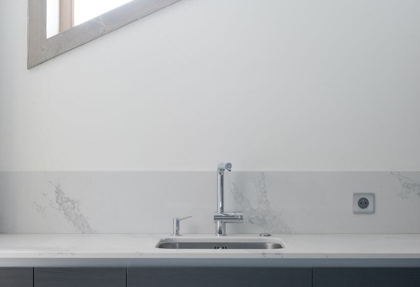 إقامة Whistler Lodge By Alpine Resorts