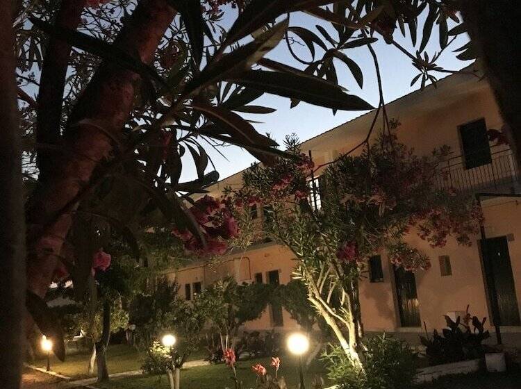 Banos Apartments And Swimming  Pool