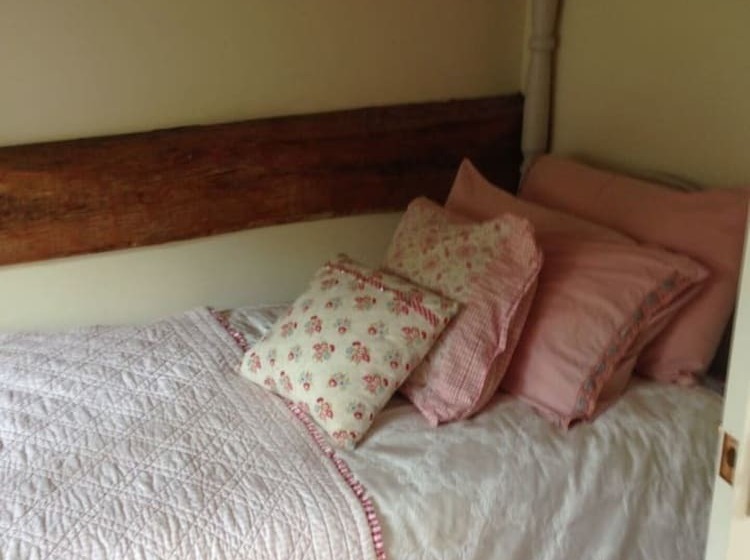 Beautiful 6 Bed Home In Brecon