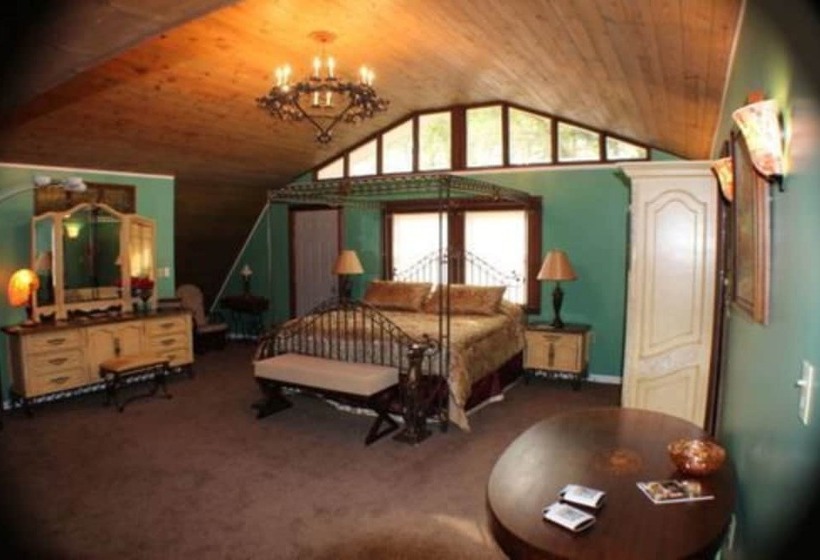 住宿加早餐  Millsapbaker Estate