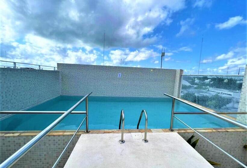 ホテル 12 Bees By Kavia