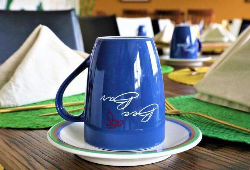 ホテル 12 Bees By Kavia