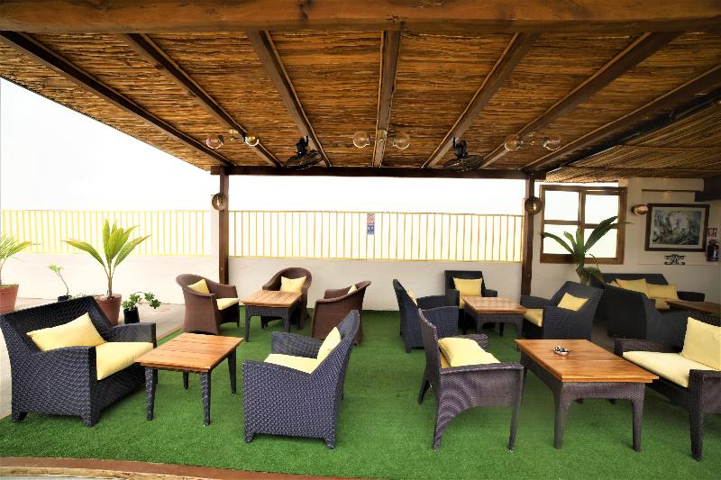 ホテル 12 Bees By Kavia