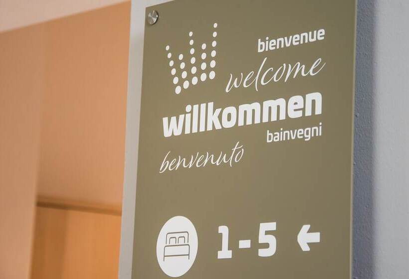 ホテル Kronelodge