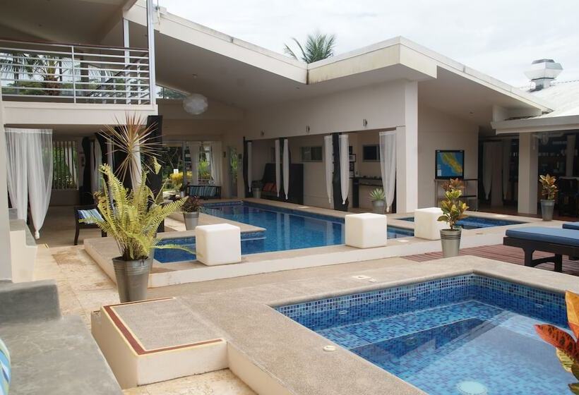 ホテル Laguna Mar