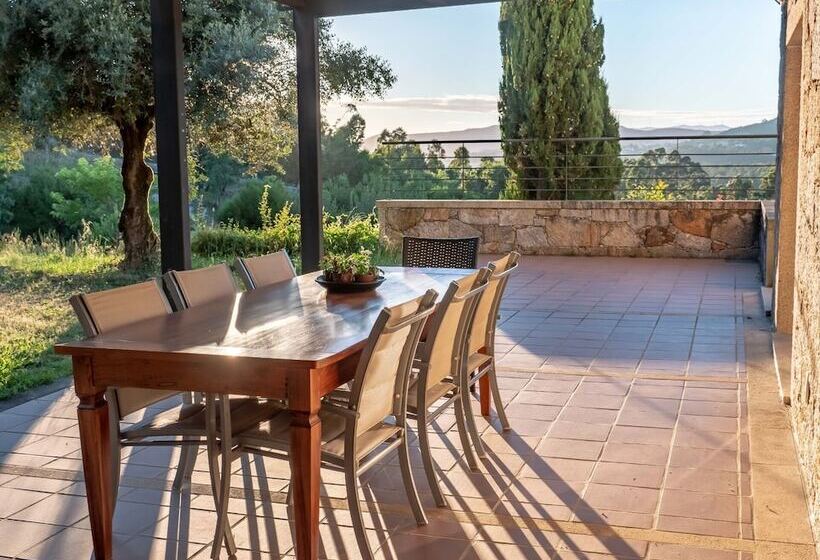 בית מלון כפרי Naturena