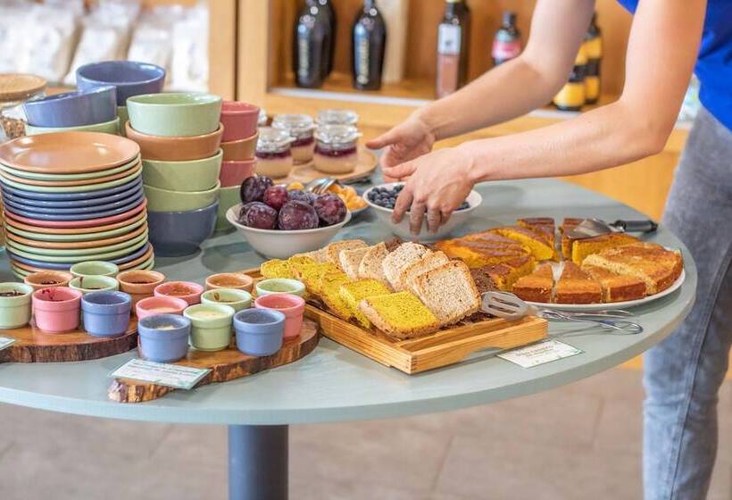 בית מלון כפרי Naturena