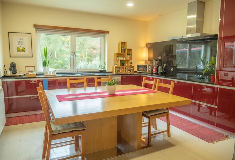 בית מלון כפרי Naturena