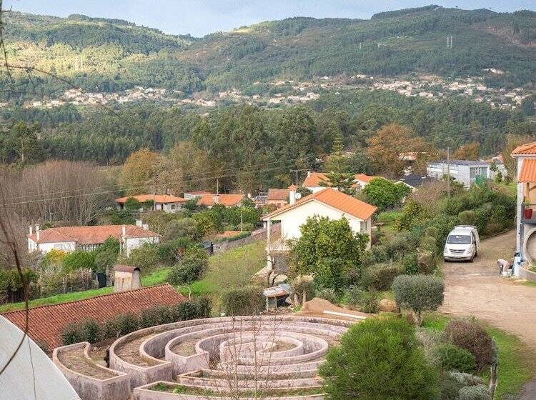 בית מלון כפרי Naturena