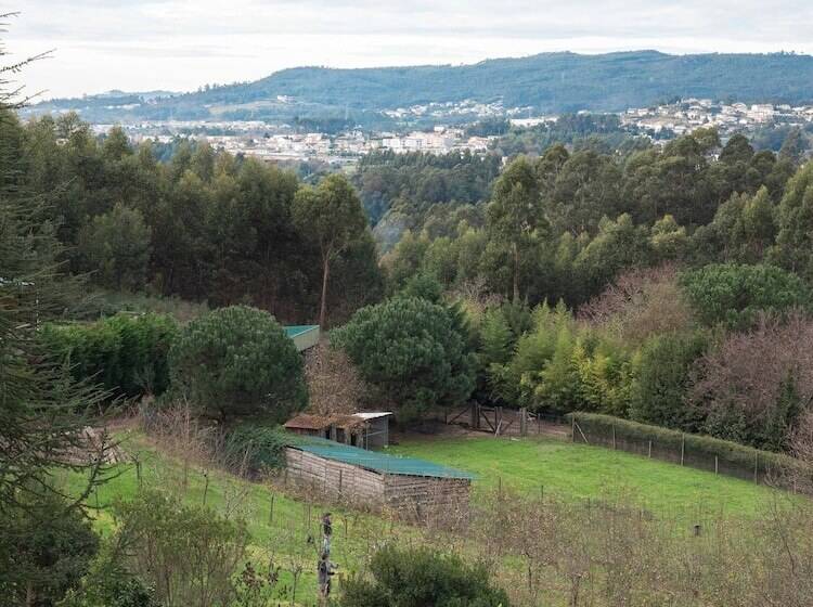 בית מלון כפרי Naturena