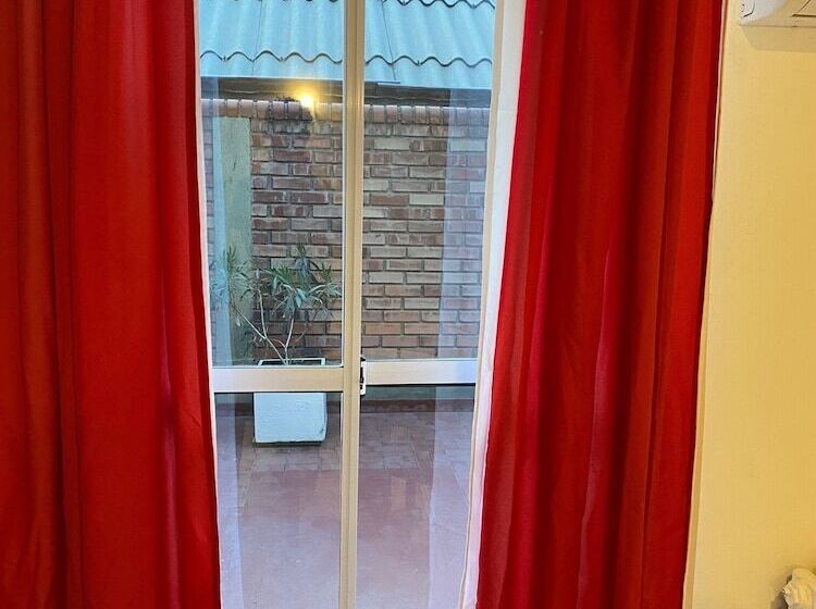 هتل Portillo Apartments