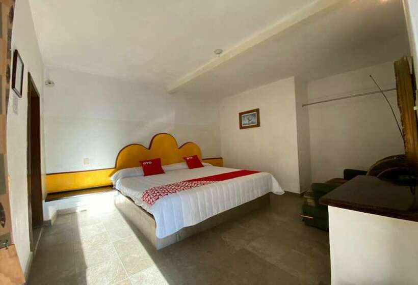 هتل Posada El Pedregal By Oyo Rooms