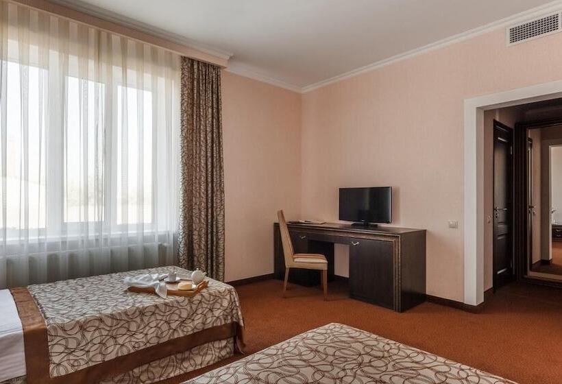 هتل Restaurant Mask